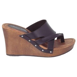 Melrose Ave Wedges